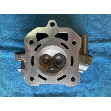 Hlava kompletni loncin 250cc voda