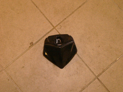 kryt řidítek a držák spinací skříňky Polaris 125