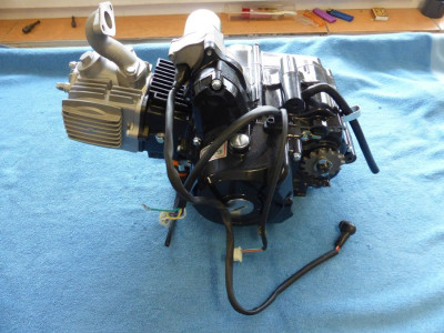 motor 125 cc (125cc) 4T s automatem a zpateckou 7kw