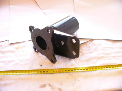 náboj zadní osy - pravá strana Pioneer 250