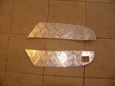 plechový kryt stupačky