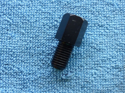 Prechodka zrcatko z 10mm na 8mm pravy zavit