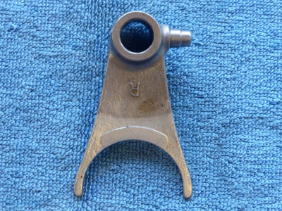 presuvnik stromek vidlicka R