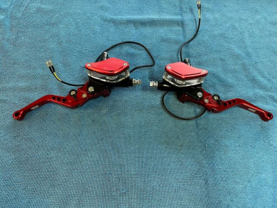 Pumpa uni Tuning leva prava hydraulika