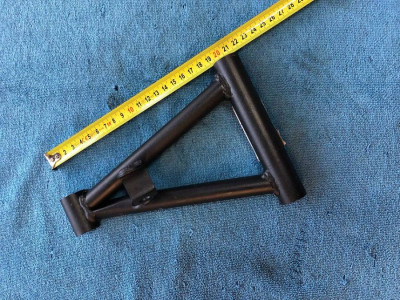 Rameno atv 110-125cc spodni leva prava