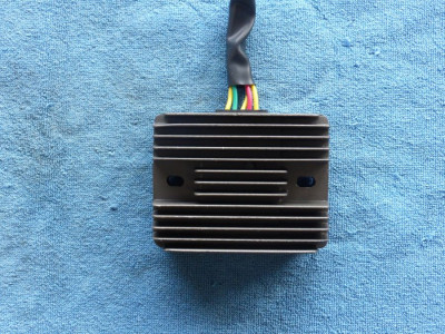 Regulator dobijeni SUZUKI