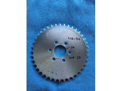 Rozeta retez 428 -40 zubu dira 37mm roztec 57mm