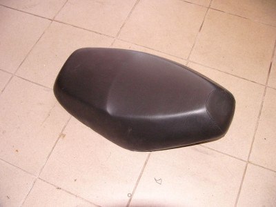 sedlo skutr - Kingway  a Yamati