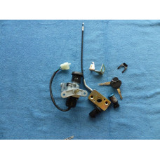 Set spinacka kufr sedlo nadrz skutr GY6 125-150 ARMADA atd