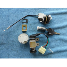 Set spinacka skutr sedlo nadrz Set spinacka skutr sedlo nadrz