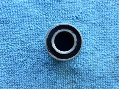 Silenblok gumový dira 15mm  sirka 28mm prumer 28mm