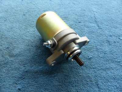 Starter scutr 2t 10 zubu