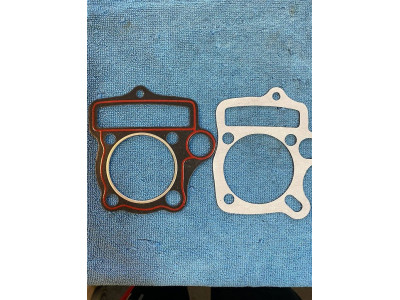 Těsnění hlava válec 125cc cross 54mm vrtani