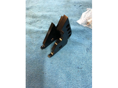 Tlumic uni prodlouzeni alu