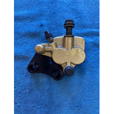 Třmen uni cross 125cc