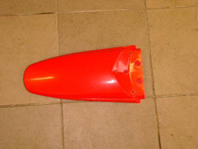 zadní blatník na Cross 250 (Hammer)