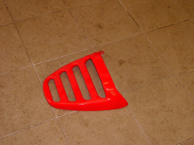 zadní plast kapotaz kryt držák